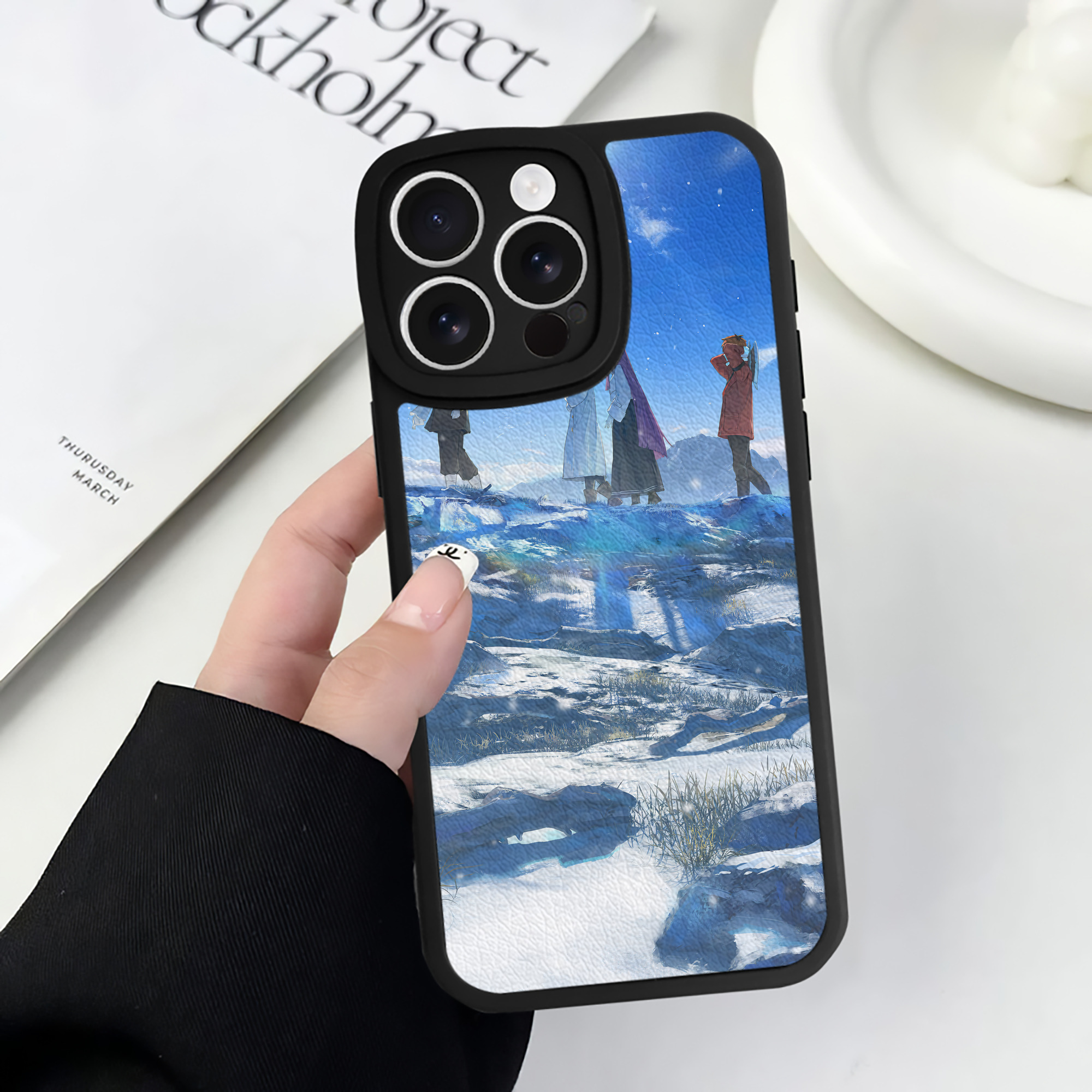 （画像用） 葬送のフリーレン Frieren 【iPhone 16シリーズ対応】シリコンスマホケース（レザー調） 材質：シリコン